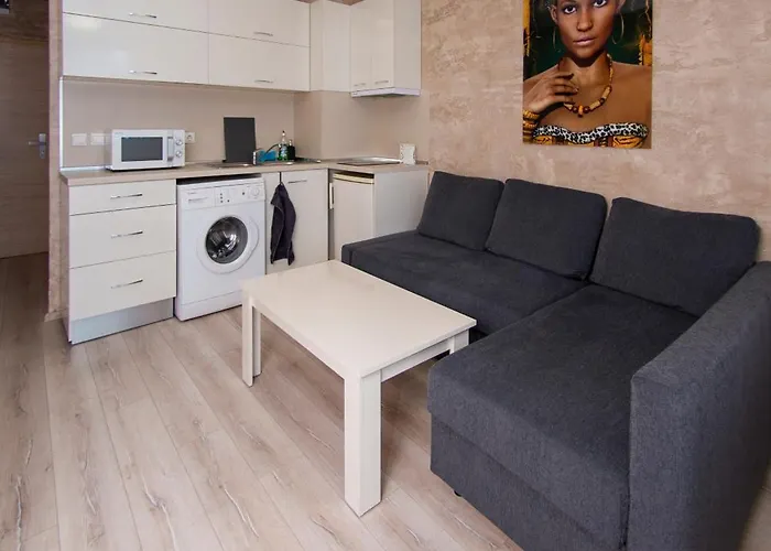 Savana Place & Private Parking